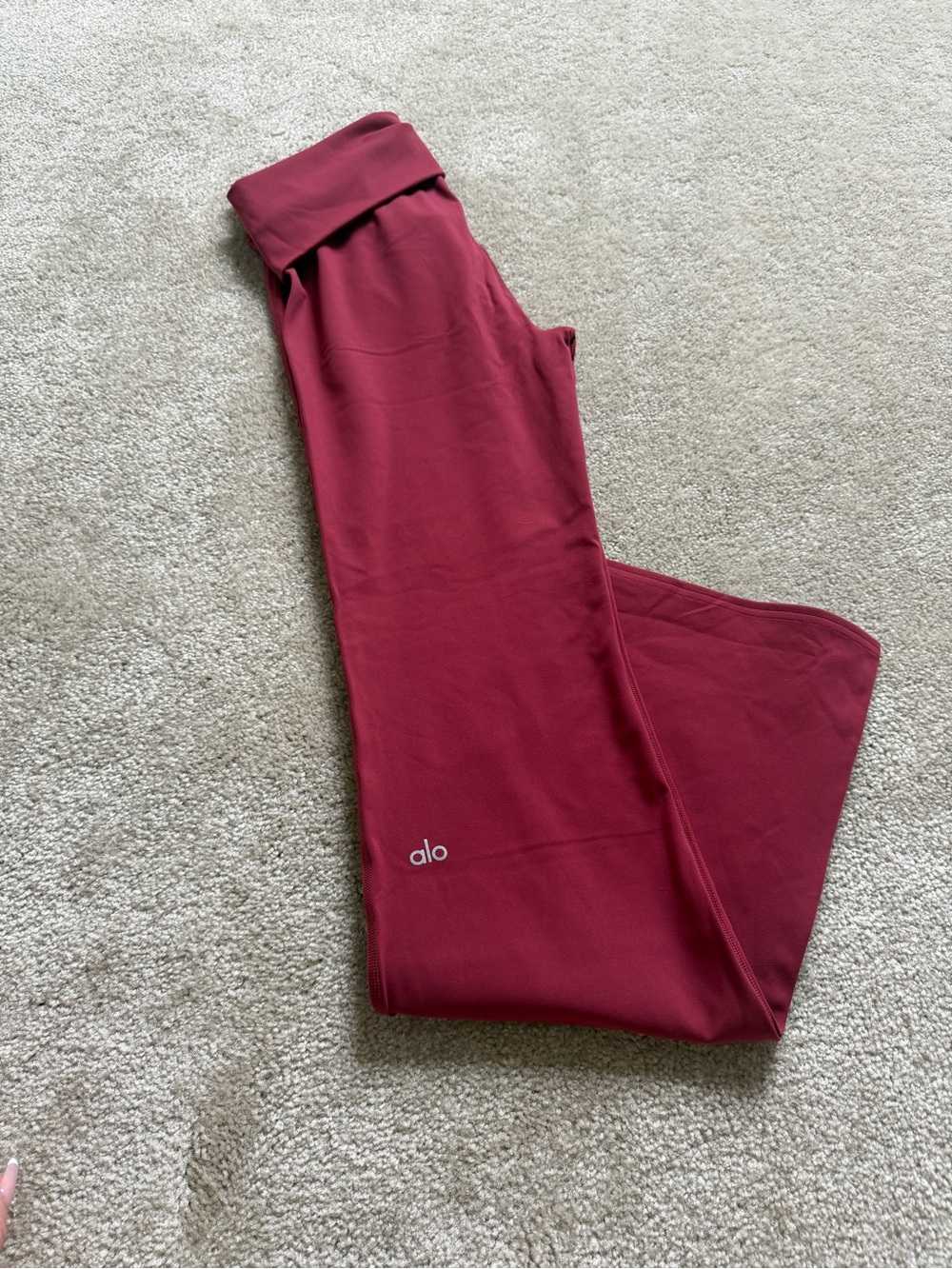 ALO Yoga Wide-Leg Foldover Waist Pants — M Burgundy - Picture 2 of 3